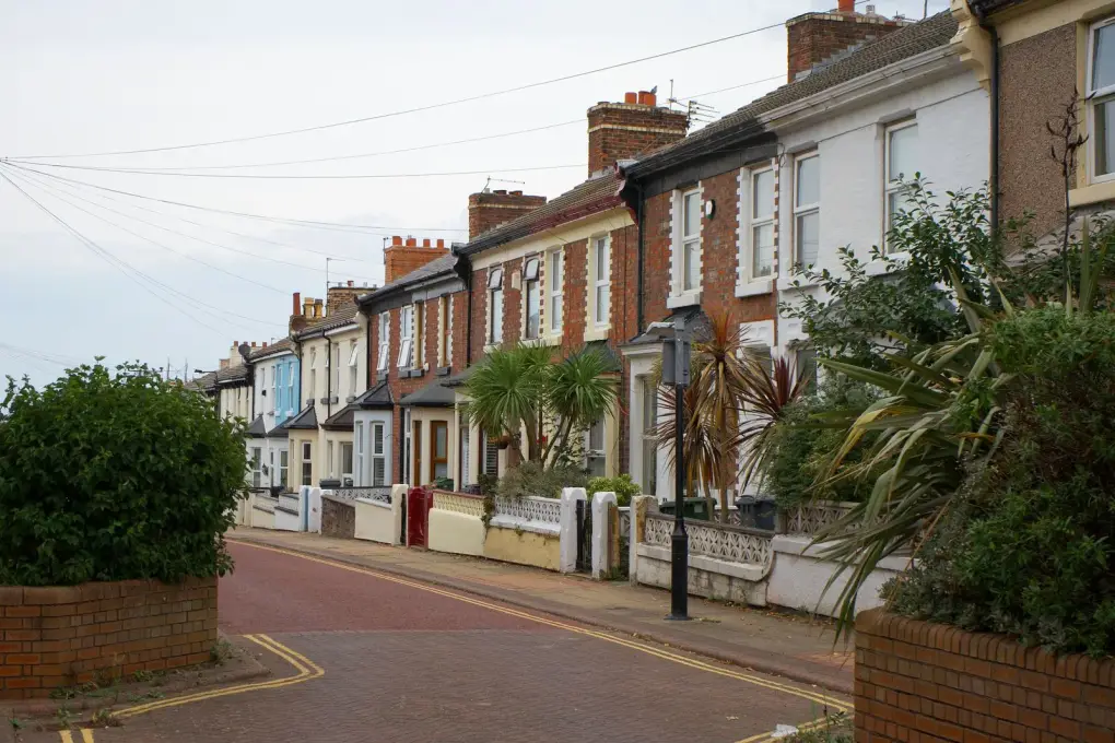 Residential street of terraced houses – broken key removal Birmingham coverage across the city by Locksmith Birmingham